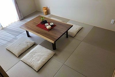 正方形の縁なし畳